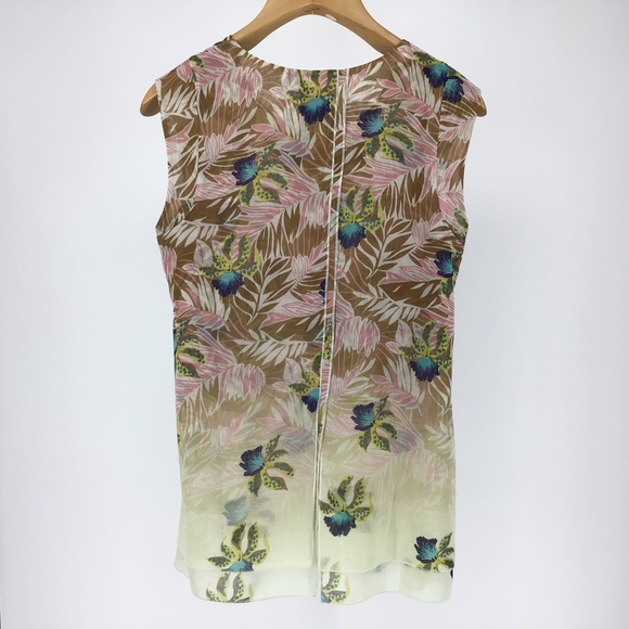 Cabi Clothing Parlor Top #5216, Medium - Picture 10 of 16